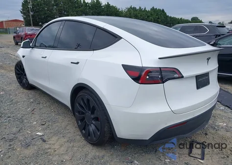 2022 Tesla Model Y Performance Dual Motor All-Wheel Drive from USA, damaged, VIN 7SAYGDEF4NF521561